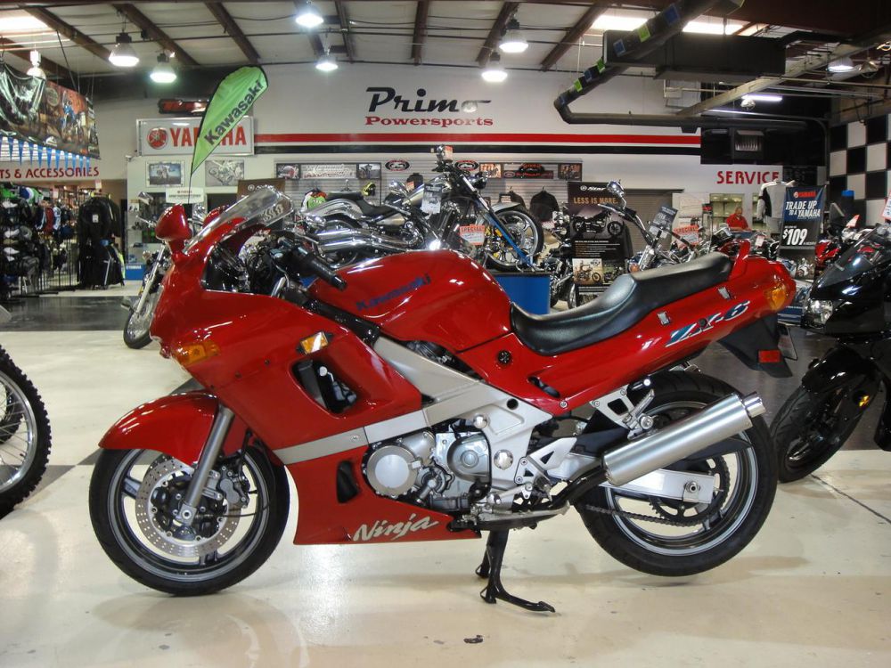1999 Kawasaki zx600 -6 Sportbike 