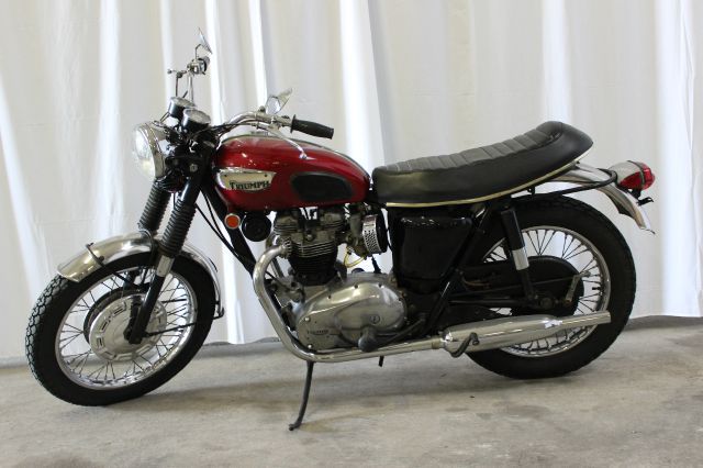 Used 1968 Triumph Bonneville for sale.