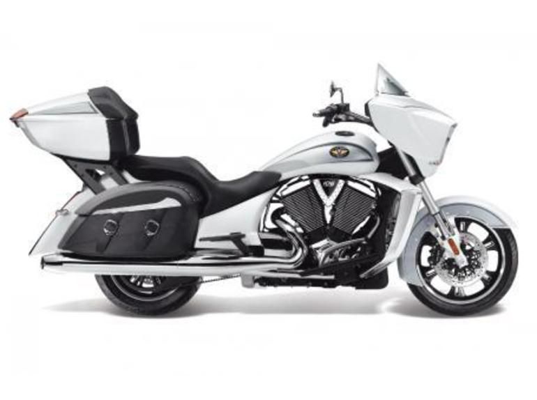 2011 Victory Cross Country - Pearl White & Vogue Silver COUNTRY 